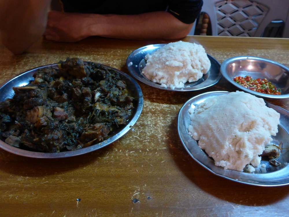 Ragoût de viande avec Sukuma